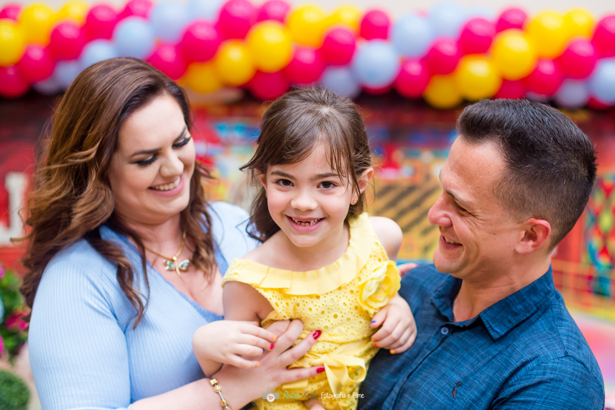 Brincadeiras com os pais no Buffet Estação Vai e Vem