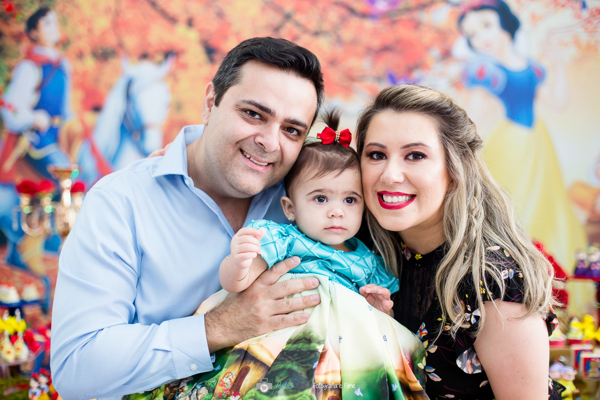 Fotografia da festa infantil da Valentina com o tema branca de neve em santo andré