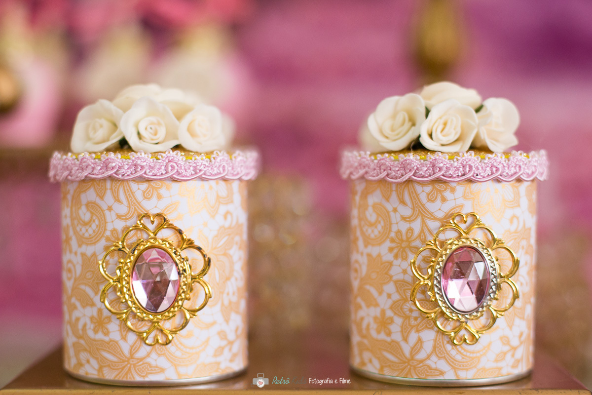 mesa decorada para o aniversário de 1 aninho da Luiza