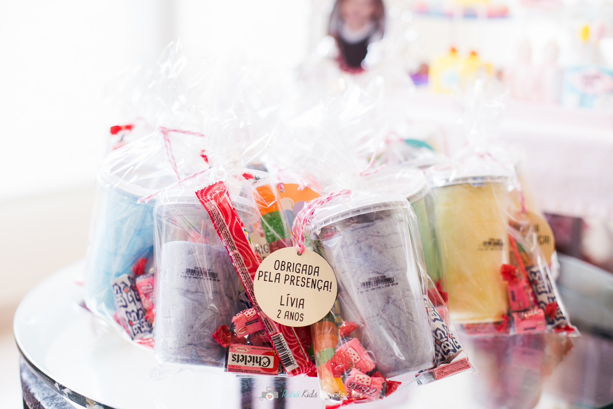 Lembrancinhas da festa de 2 anos da Lívia com o tema Parque de diversões