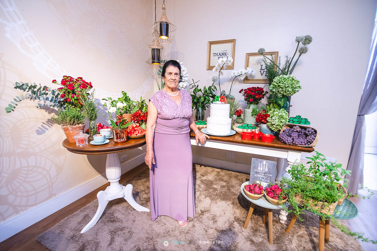 ANTONIETTA NA SUA FESTA DE 80 ANOS 