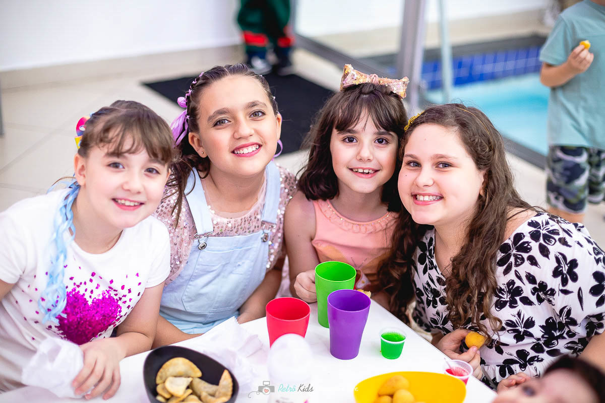 HORA DO LANCHINHO NO BUFFET ARRELIA ROCK TATUAPÉ