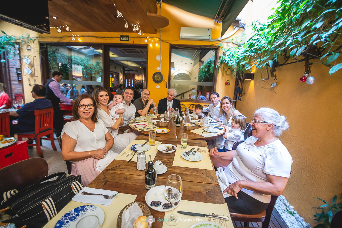 HORA DO ALMOÇO NO BATIZADO