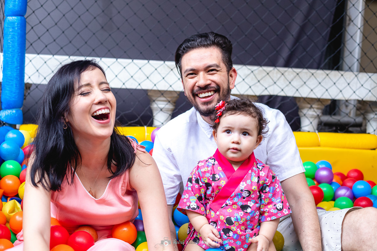 BRINCADEIRAS NA PISCINA DE BOLINHAS EM SP