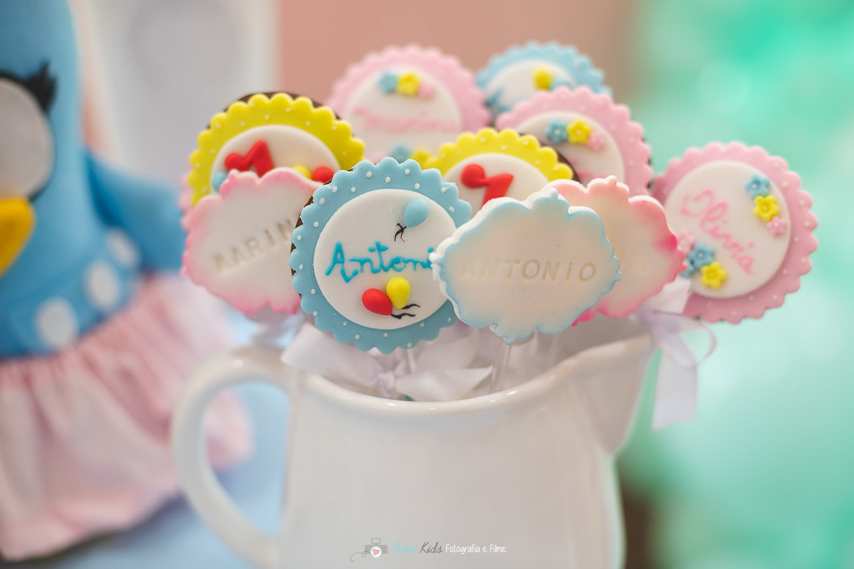 DECORAÇÃO PERSONALIZADA DE TRIGEMEMOS