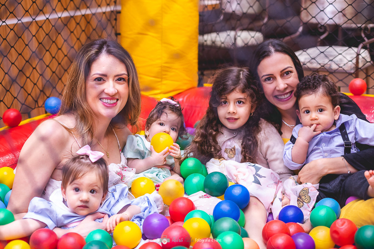 RETRATO DE TRIGEMEOS