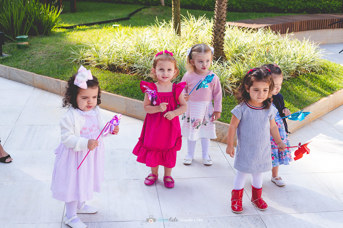 BRINCADEIRAS FESTA INFANTIL