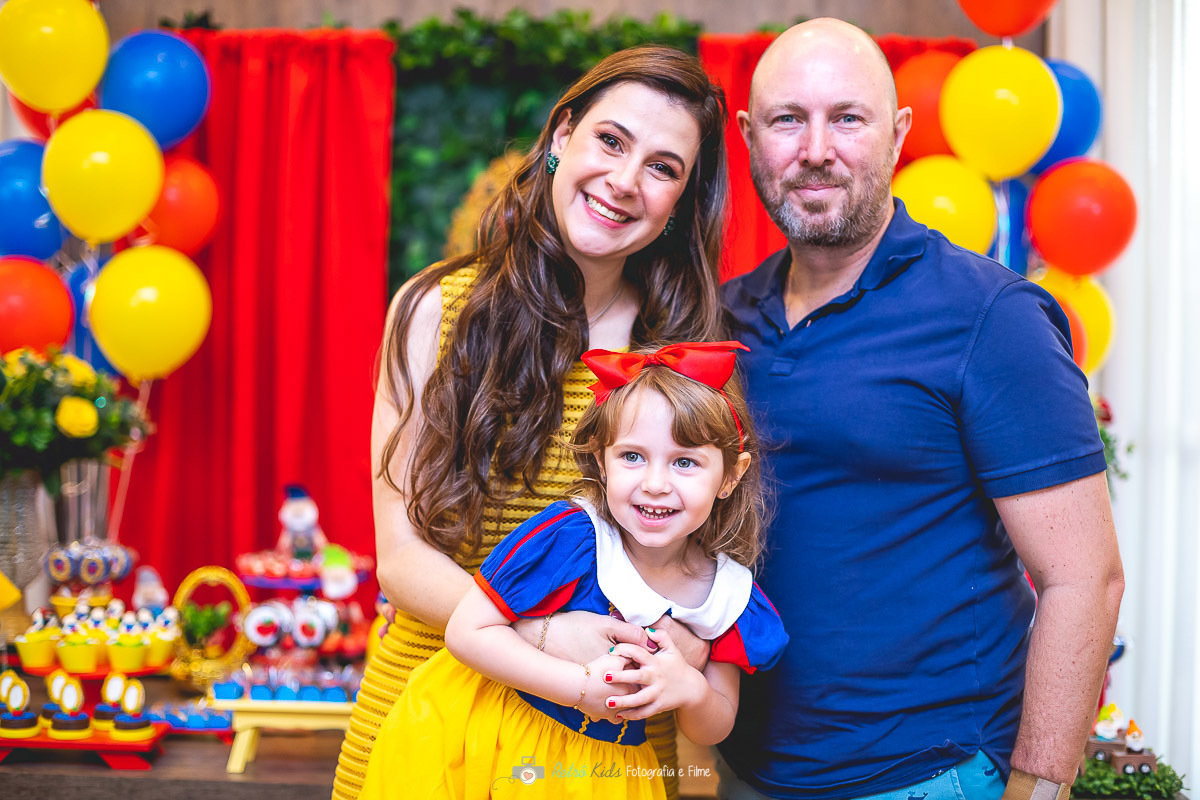 RETRATO FESTA INFANTIL NO CONDOMÍNIO DA FAMÍLIA