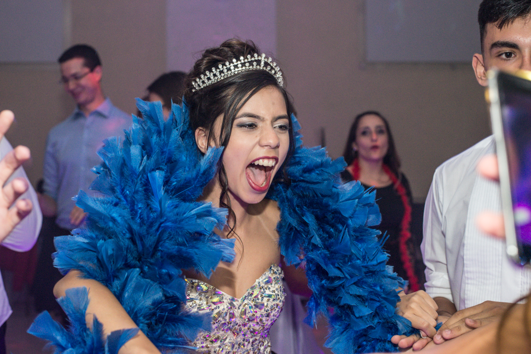 Aniversário 15 anos Sandra debutante festa camila kobata Buffet Kristal