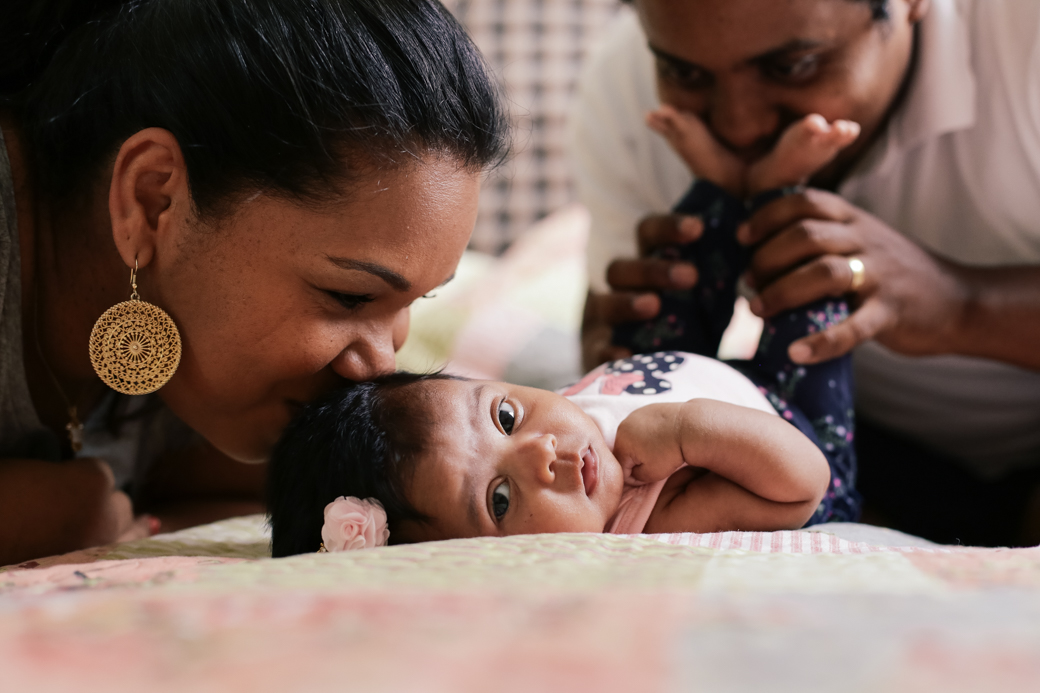 fotografia família cotidiano Jonas Rocheli Camila Kobata Maju Maria Julia Sessão fotografia Comunidade da Graça
