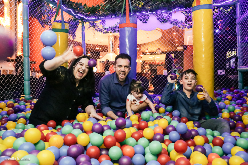 Planeta Kids aniversário 1 ano parabéns Beatriz Kids A Bela e a fera Camila Kobata