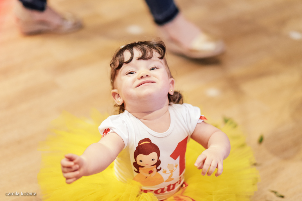 Planeta Kids aniversário 1 ano parabéns Beatriz Kids A Bela e a fera Camila Kobata