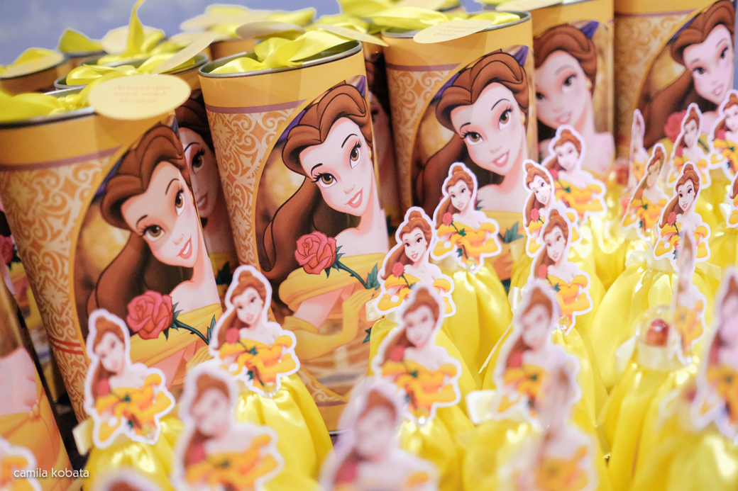 Planeta Kids aniversário 1 ano parabéns Beatriz Kids A Bela e a fera Camila Kobata