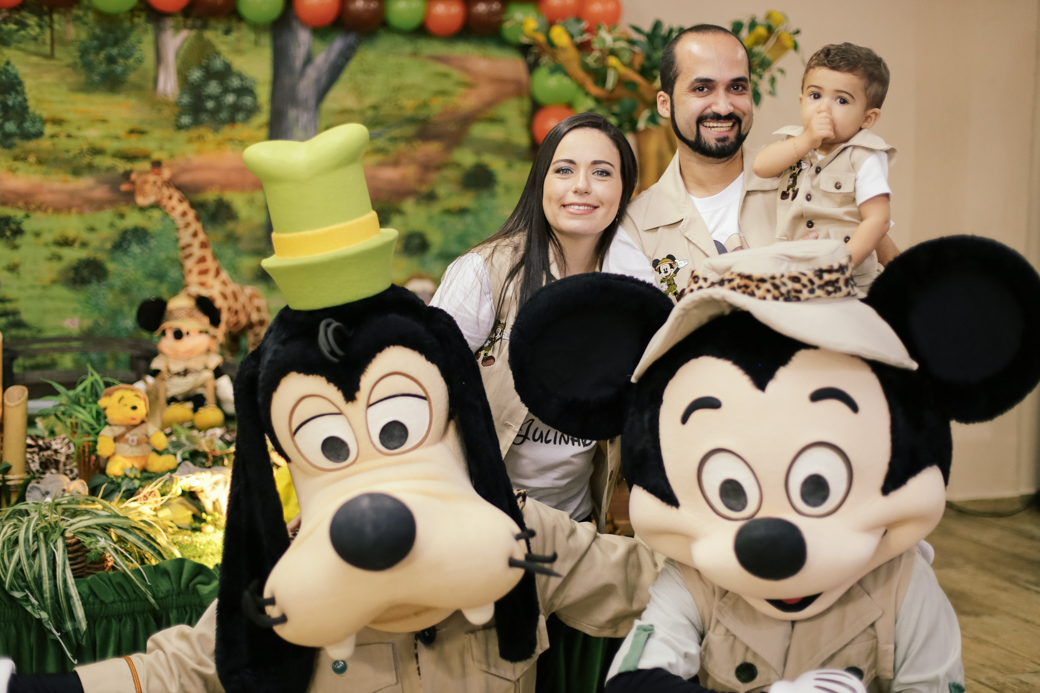 Buffet By Kids Infantil Aniversário Julinho Comunidade da graça Mickey Pateta