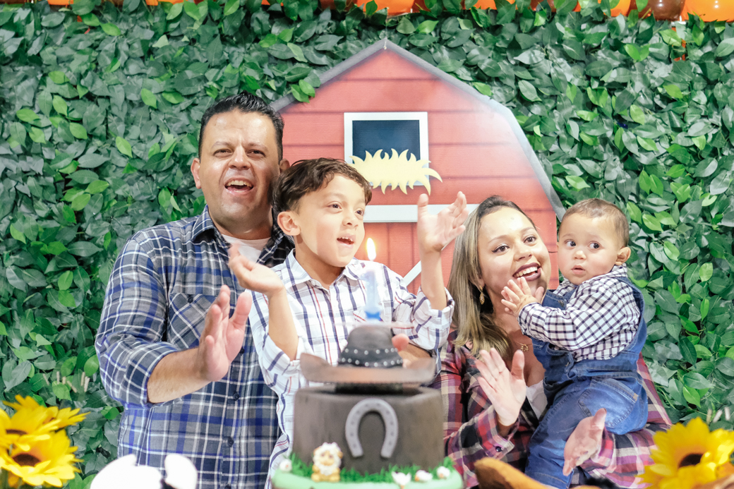 Lucca aniversario infantil fazendinha fotografia kids camila kobata