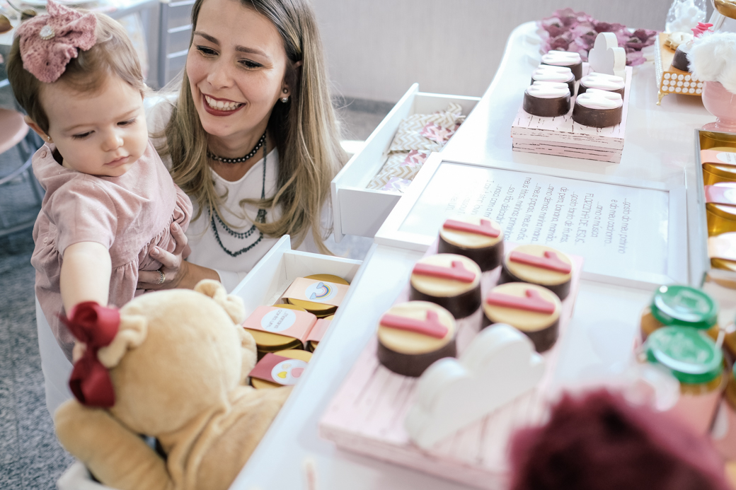 aniversario infantil mariana galinha pintadinha mari conta um lovissa festas camila kobata