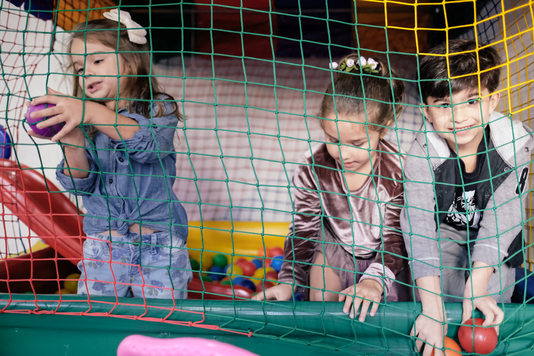 aniversario infantil mariana galinha pintadinha mari conta um lovissa festas camila kobata