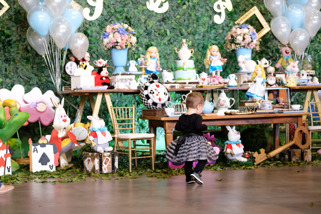 aniversario infantil alice julia espaco zoe Alice no país das maravilhas