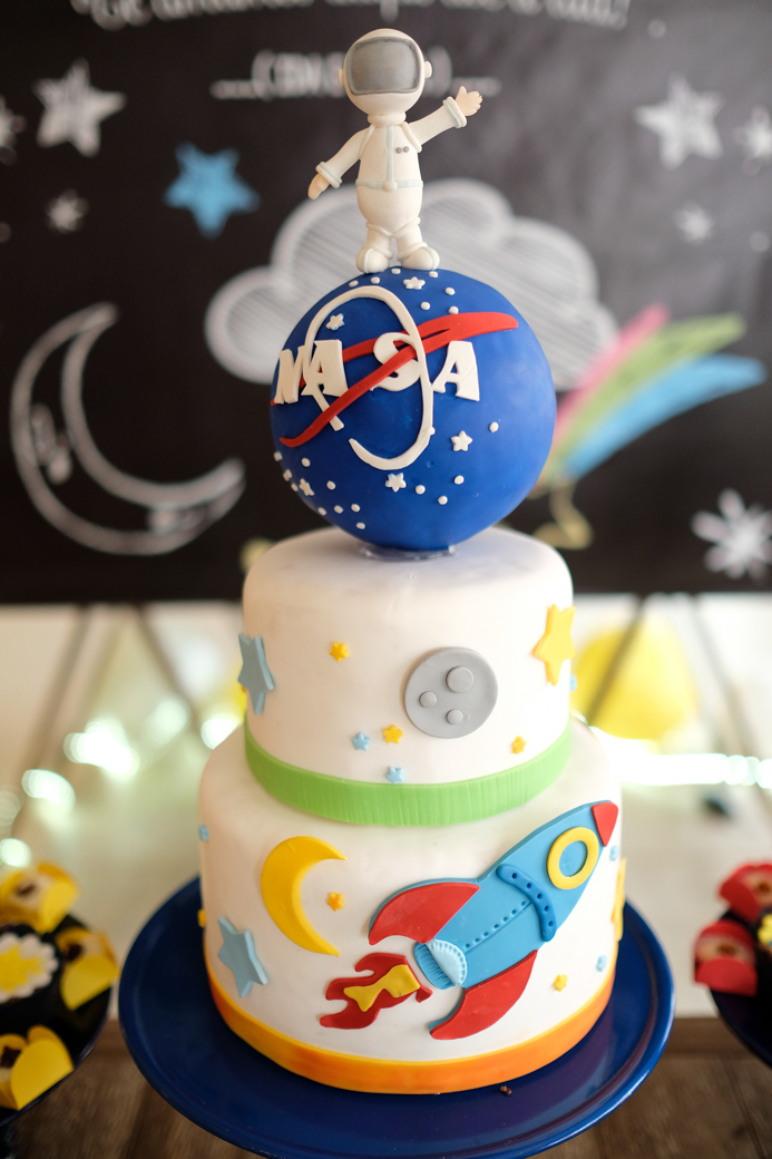 Aniversário 1 ano Benicio camila kobata festa nasa