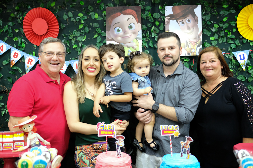 Aniversário Gabi Lucas Pik total Camila kobata festa infantil kids