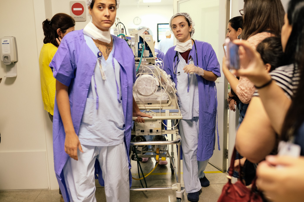 fotografia de parto nascimento pro matre paulista camilakobata julio paz Allana Palhano Paz
