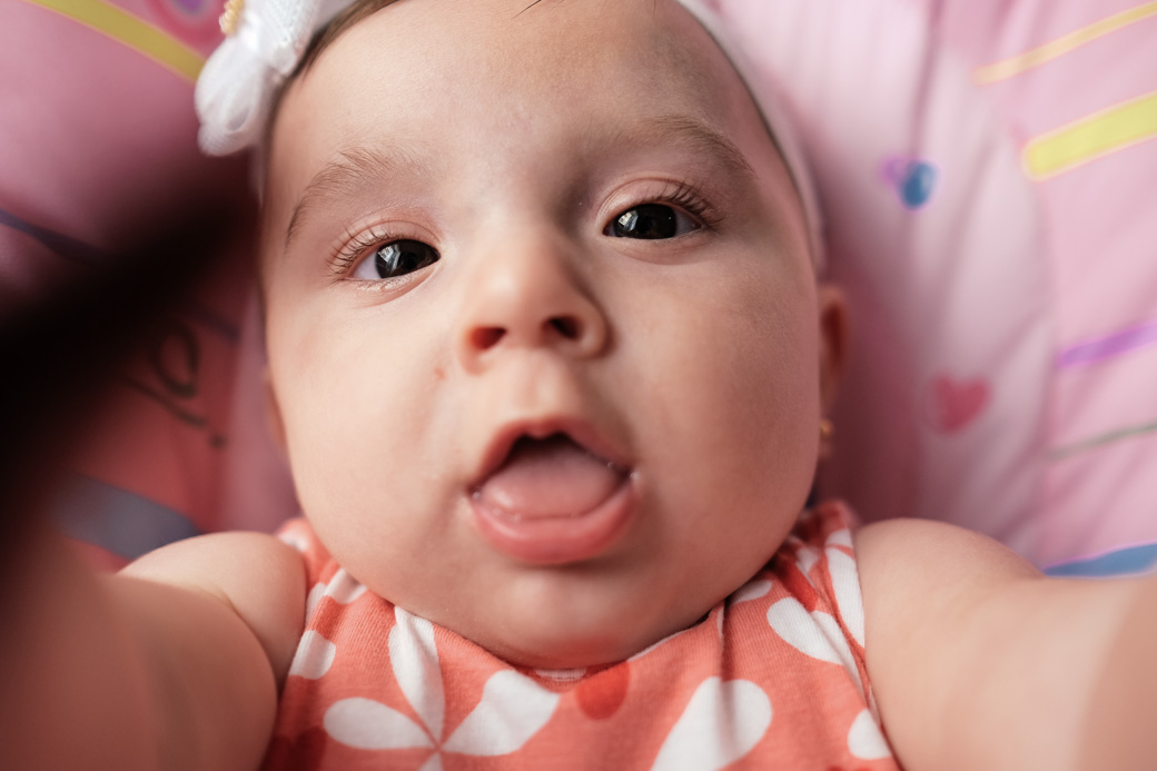 sexto mes Laura camilakobata ensaio infantil acompanhamento