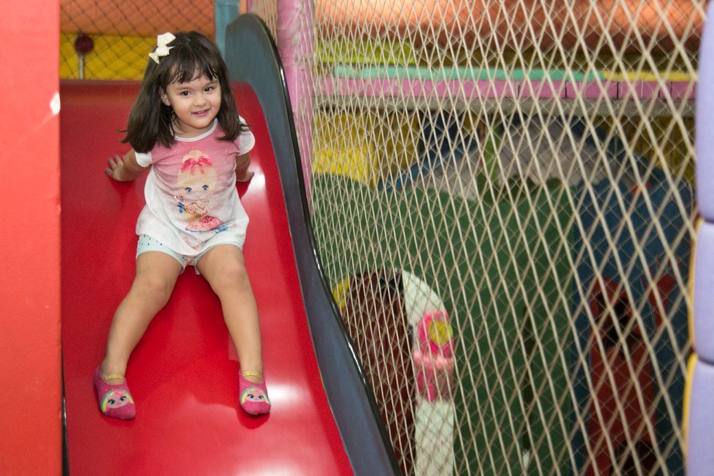 Fotografia infantil aniversário Guarulhos Camila Kobata Luiza 3 anos Frozen Buffet strick Nick