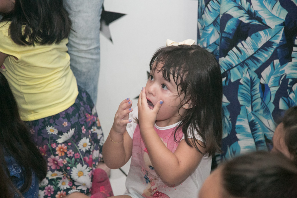 Fotografia infantil aniversário Guarulhos Camila Kobata Luiza 3 anos Frozen Buffet strick Nick
