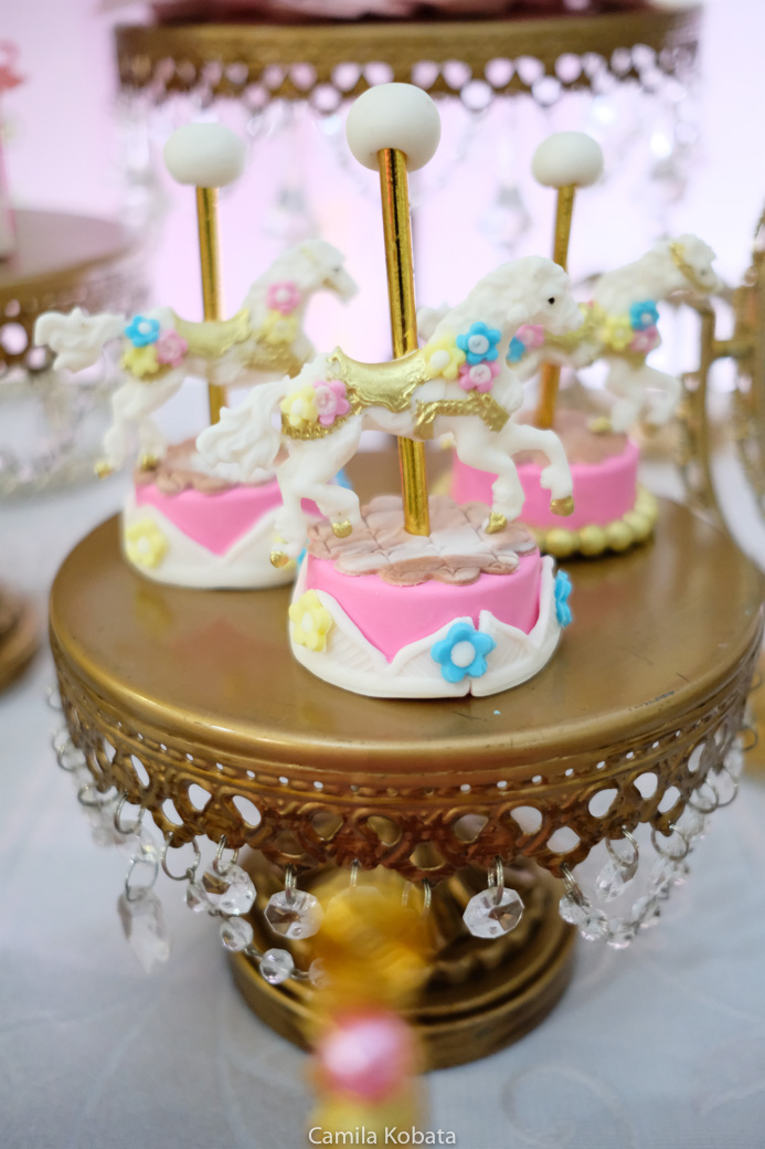 aniversario 1 ano Laura Buffet Mediterrâneo guarulhos camilakobata fotografia infantil kids Carrosel