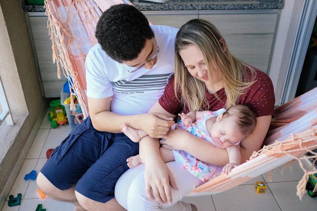 ensaio cotidiano larissa augusto fotografia infantil familia camila kobata