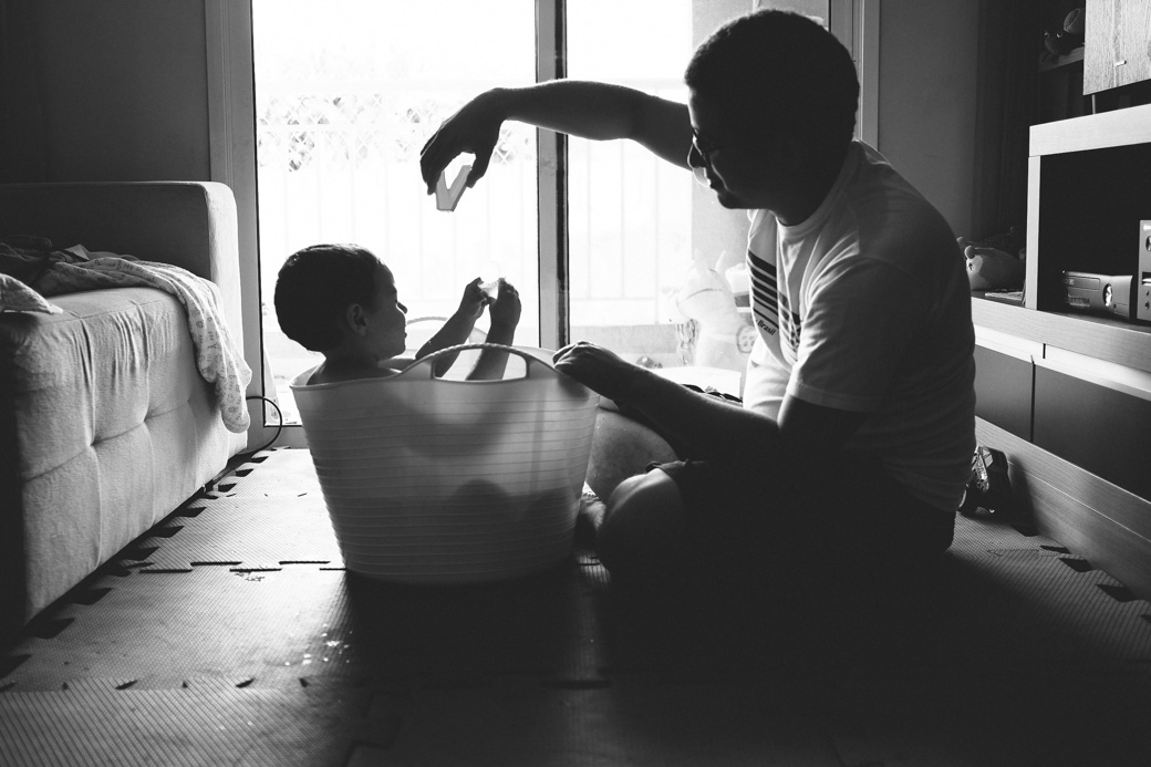 ensaio cotidiano larissa augusto fotografia infantil familia camila kobata