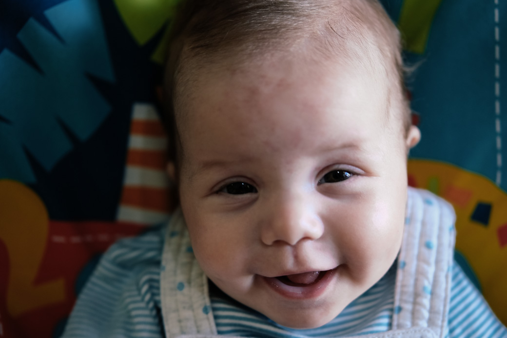 ensaio cotidiano larissa augusto fotografia infantil familia camila kobata