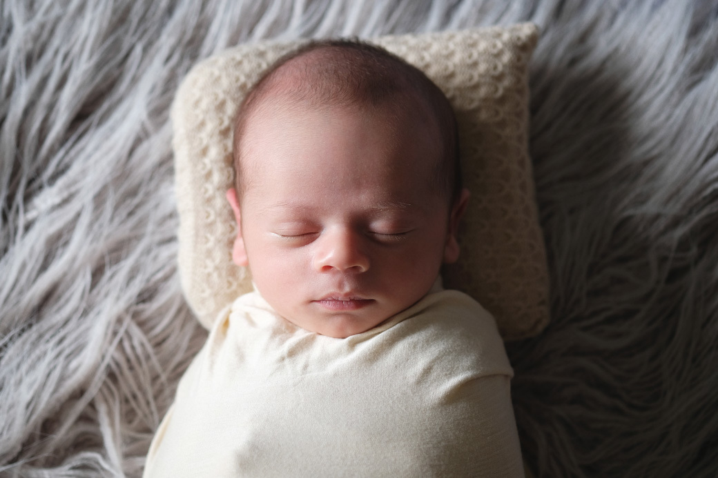 Newborn Arthur fotografia recem nascido