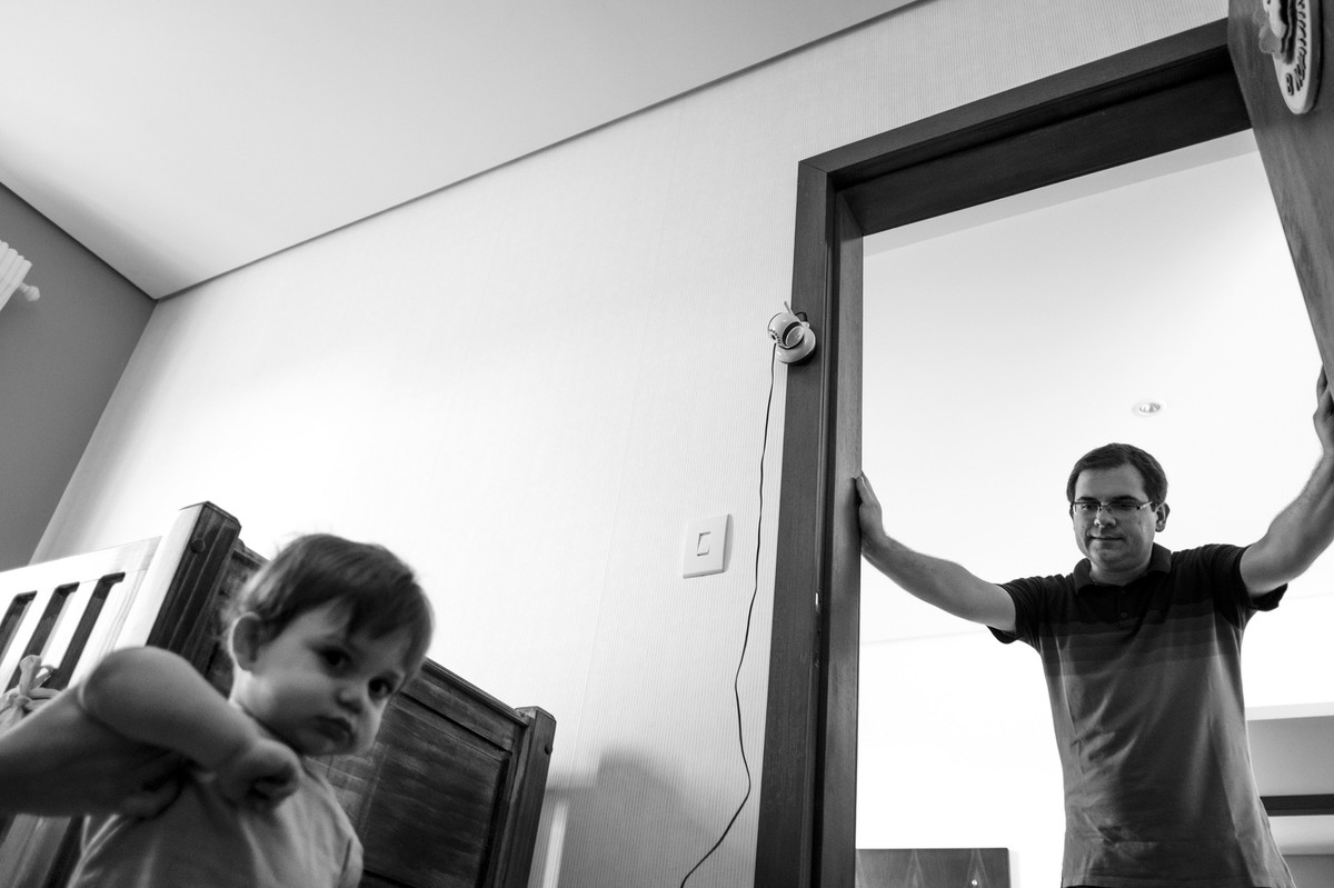 vamos com o papai que ele está esperando