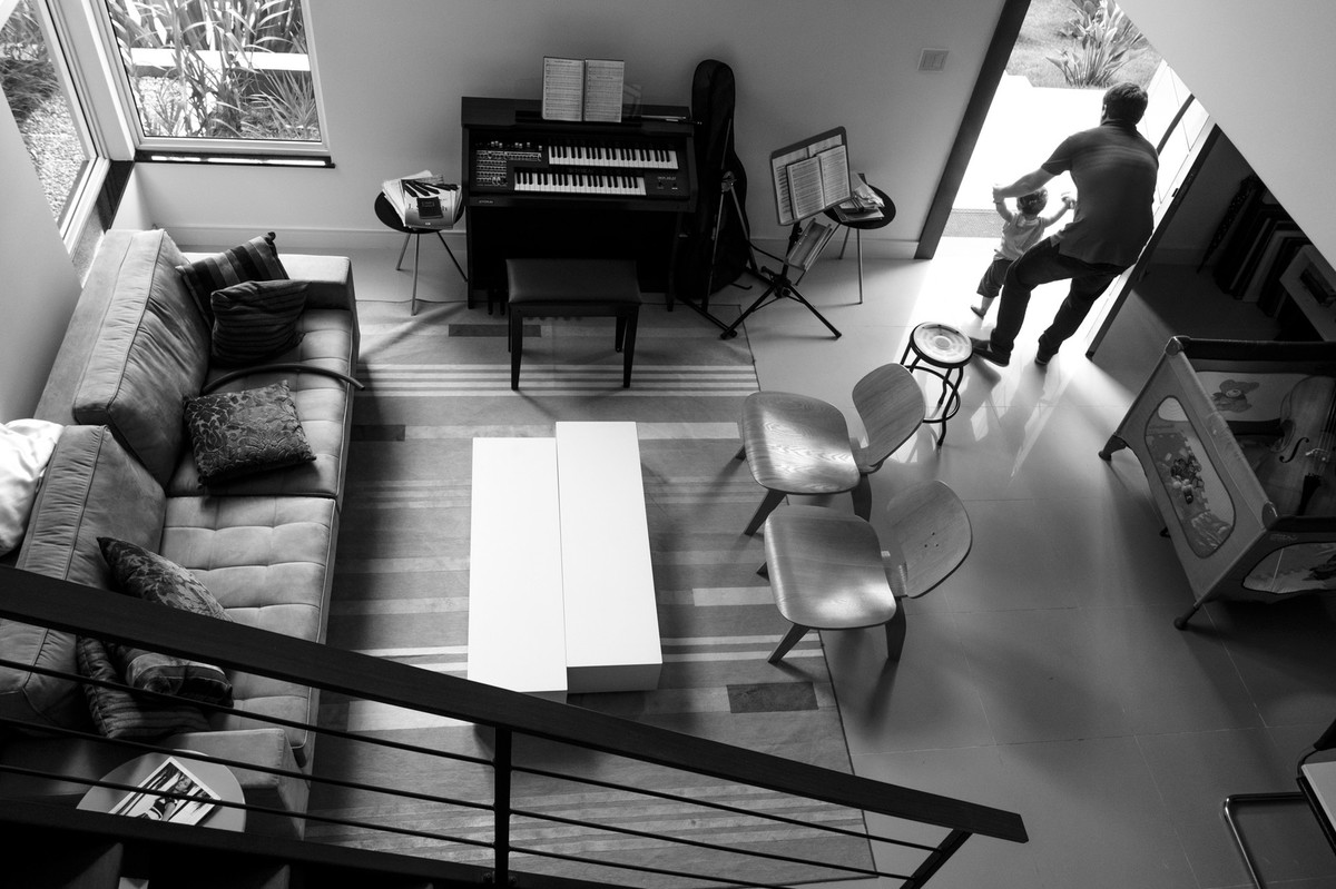 vamos lá no quintal brincar.