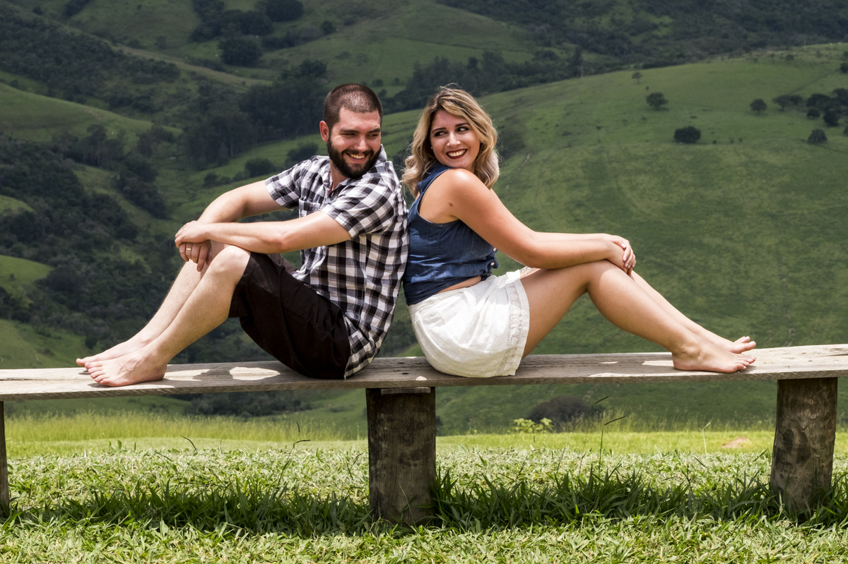 ensaio, book de casal, ipeuna, fotografo de casamento, fotografando na natureza, campo, ensaio externo, ensaio de casal,