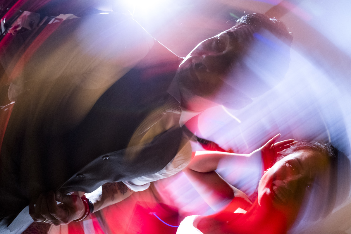 paining e movimento na festa de casamento realizadacom fotografo de  mogi das cruzes sp aruja suzano poa sao bernardo, sao caetano do sul, sao paulo cruzeiro, apareceida, guaratingueta, 