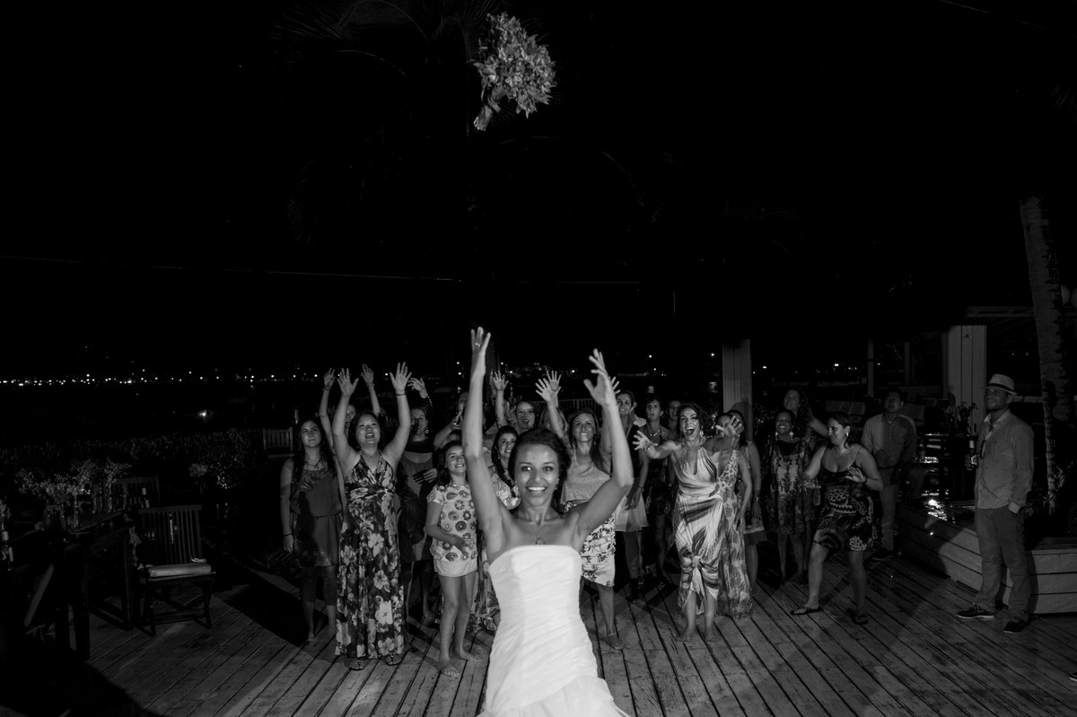 Paula e Chang, Sea Club, Ilhabela, Fotografia de casamento, Wedding, emoção, noiva, noivo, casal, casados