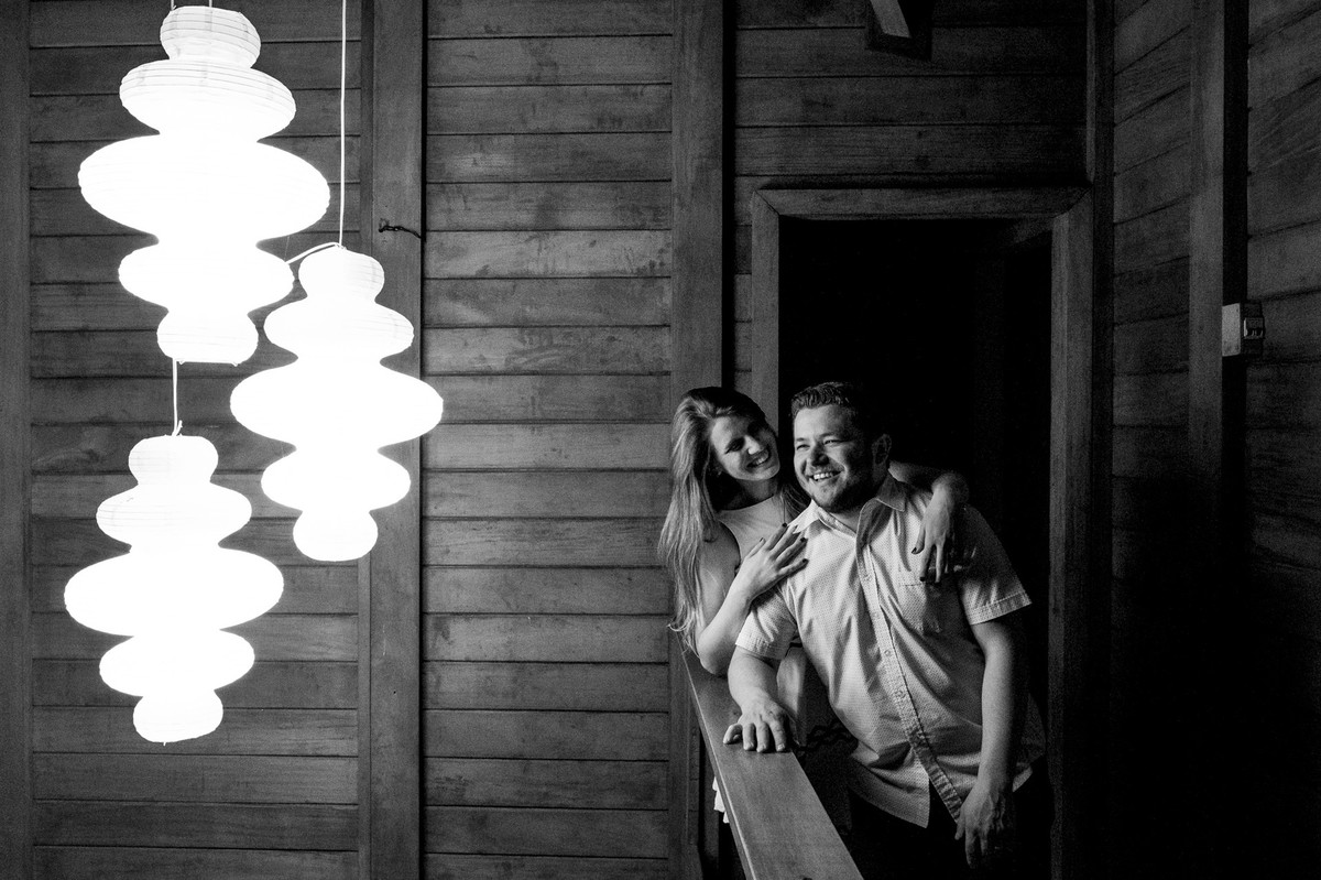 me abraça nessa luz linda