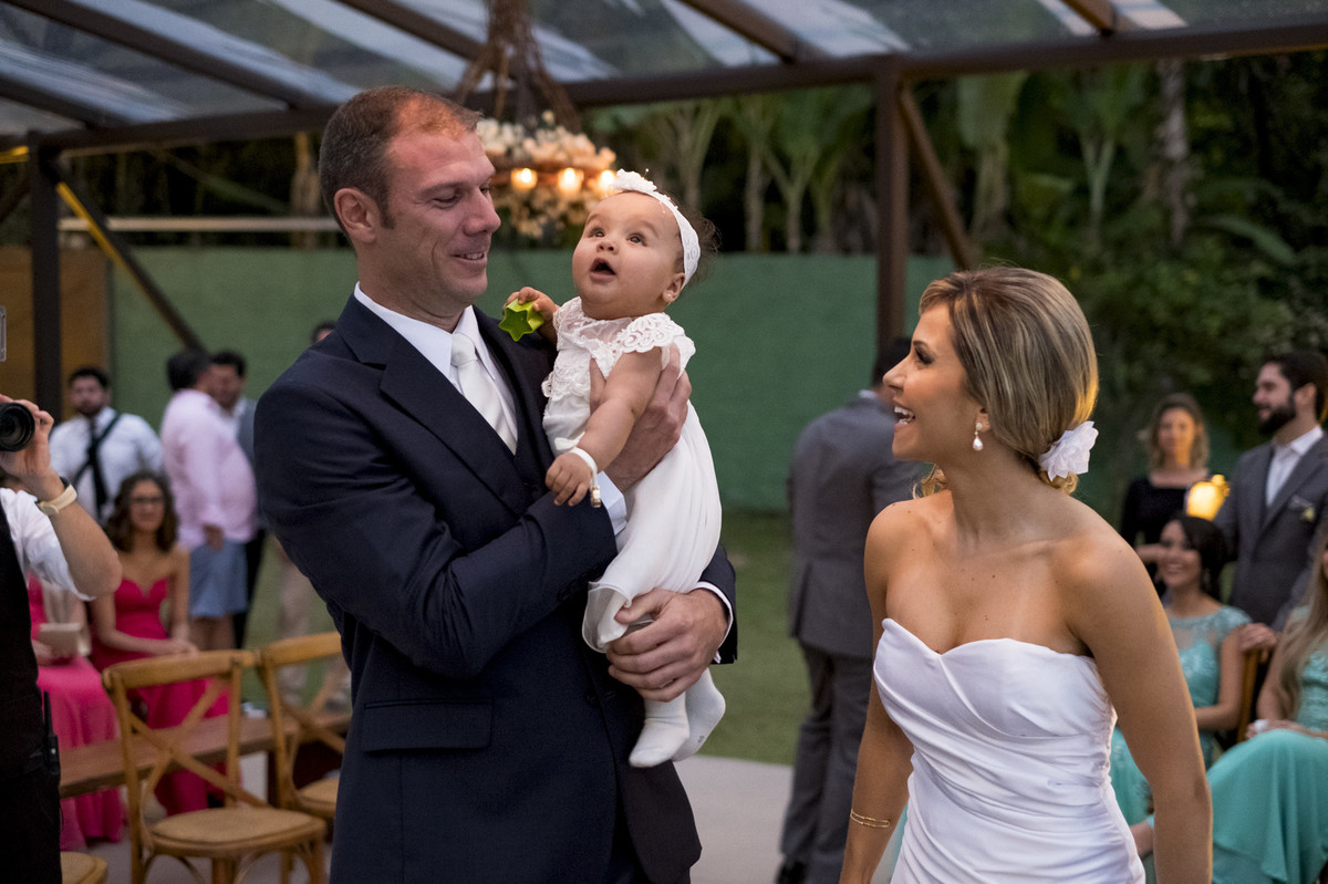 A pequena que levou as alianças