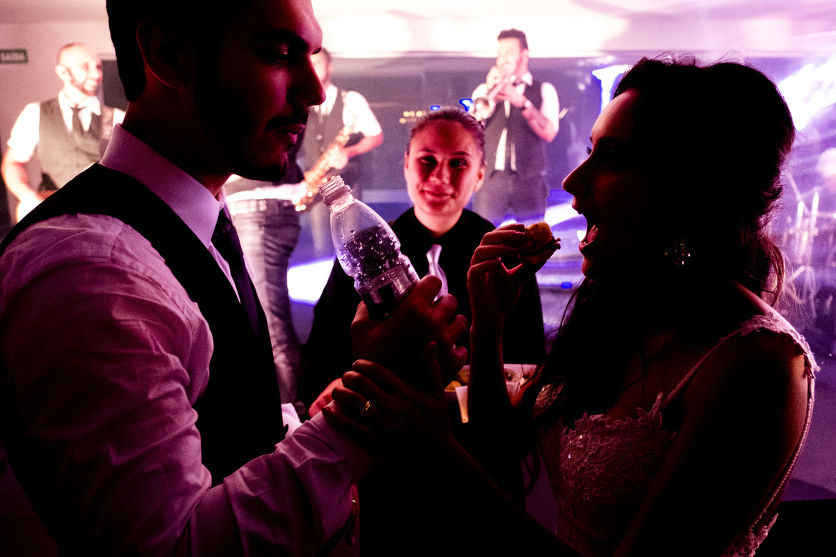 servir bem para servir sempre.