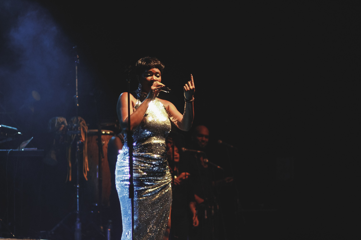 Luedji Luna no Circo Voador