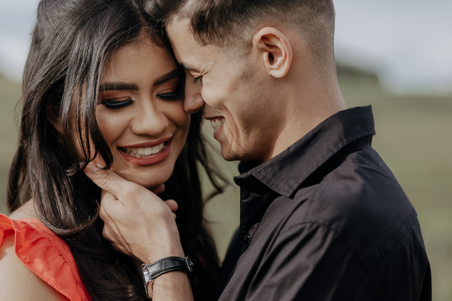 ENSAIO PRE CASAMENTO REALIZADO NA CHACARA RECANTO DAS PEDRAS EM AGUA BOA PARANA E FOTOGRAFADO POR LUCAS DREHER