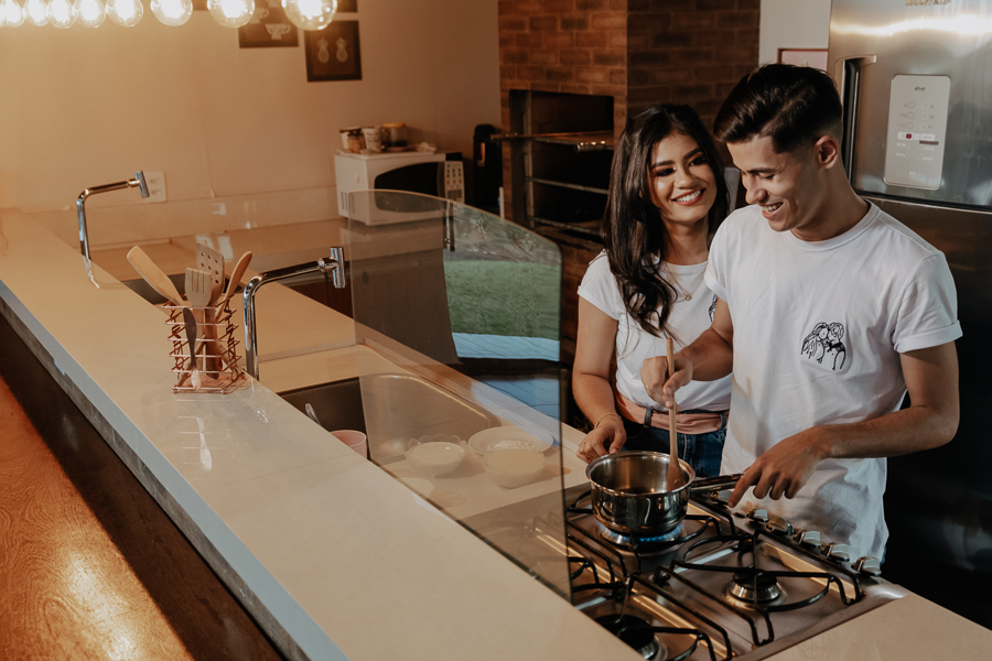 ENSAIO PRE CASAMENTO REALIZADO NA CHACARA RECANTO DAS PEDRAS EM AGUA BOA PARANA E FOTOGRAFADO POR LUCAS DREHER