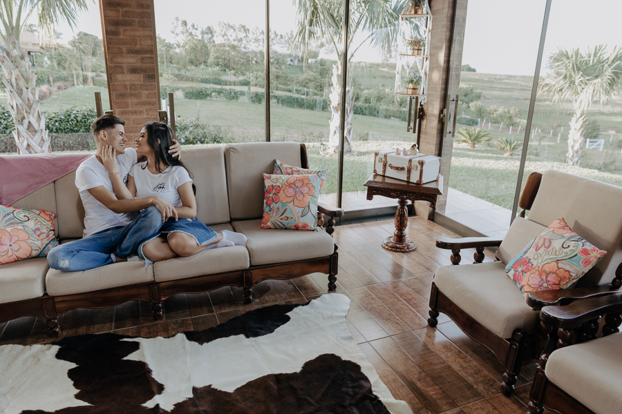 ENSAIO PRE CASAMENTO REALIZADO NA CHACARA RECANTO DAS PEDRAS EM AGUA BOA PARANA E FOTOGRAFADO POR LUCAS DREHER