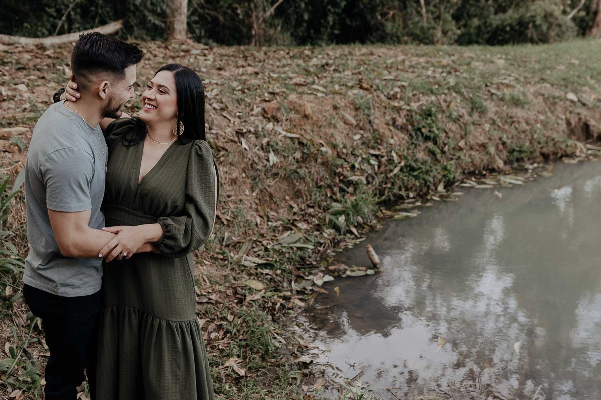 ENSAIO PRE WEDDING REALIZADO NO MORRO DO GAVIAO EM RIBEIRAO CLARO PARANA E FOTOGRAFADO POR LUCAS DREHER E ALINE DREHER