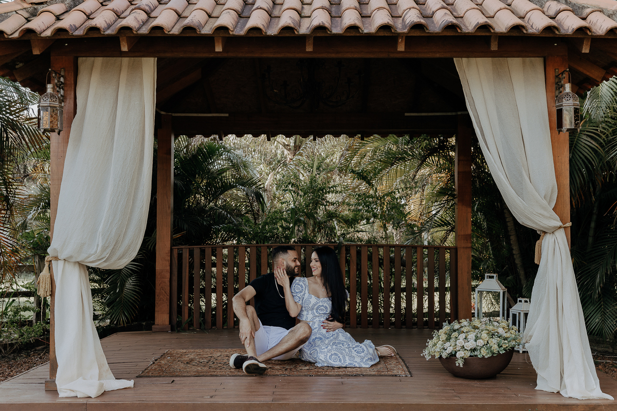 ENSAIO PRE CASAMENTO REALIZADO NO RANCHO OLHO DAGUA EM PRESIDENTE CASTELO BRANCO NO PARANA E FOTOGRAFADO POR LUCAS DREHER