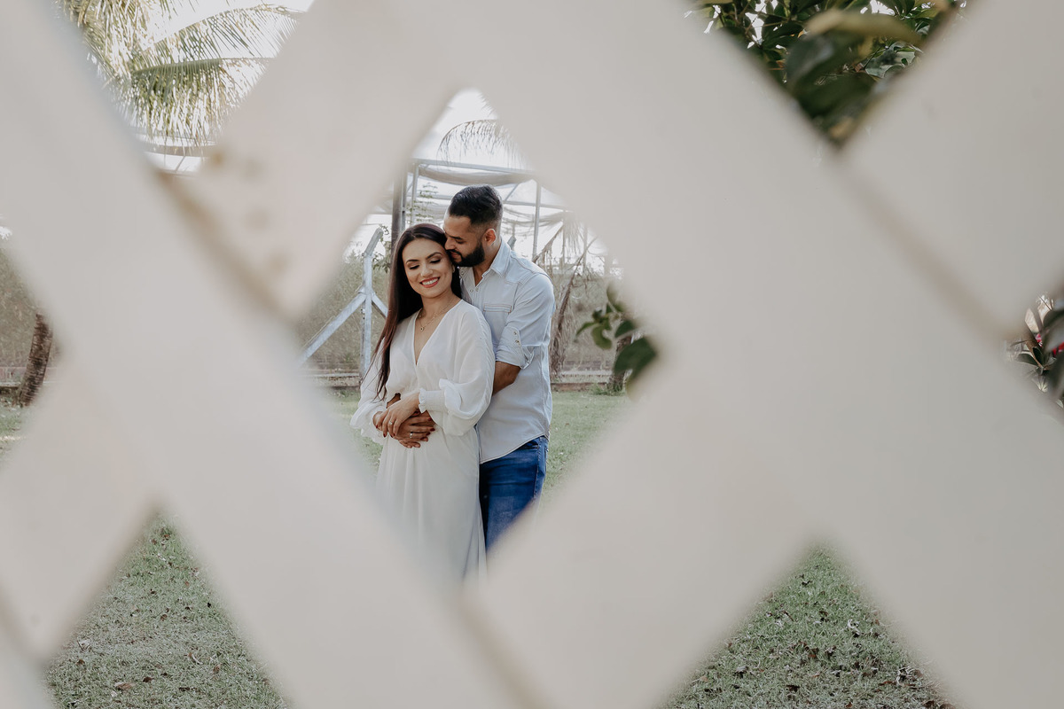 ENSAIO PRE CASAMENTO REALIZADO NO RANCHO OLHO DAGUA EM PRESIDENTE CASTELO BRANCO NO PARANA E FOTOGRAFADO POR LUCAS DREHER