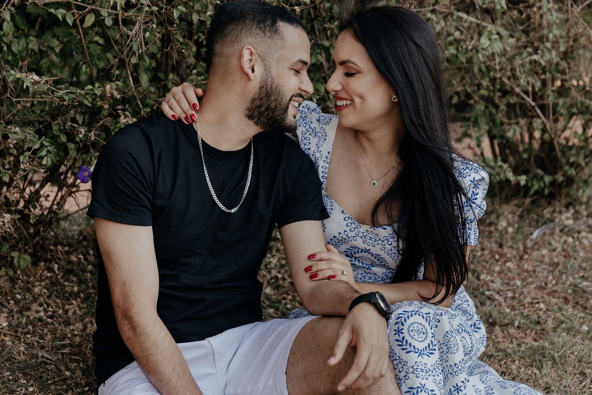 ENSAIO PRE CASAMENTO REALIZADO NO RANCHO OLHO DAGUA EM PRESIDENTE CASTELO BRANCO NO PARANA E FOTOGRAFADO POR LUCAS DREHER