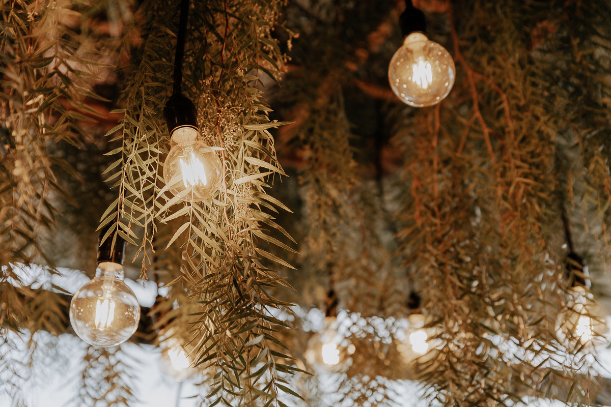DECORAÇÃO DE CASAMENTO AO AR LIVRE NO MANANCIAL VALE AZUL EM SARANDI PARANA E FOTOGRAFADO POR LUCAS DREHER